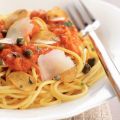 Spaghetti met geroosterde-paprikasaus