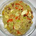 Kerrie-rijst met noten en vruchten