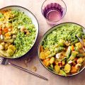 groentecurry met broccolirijst en cashewnoten