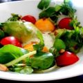 Waterkers salade met nectarine, avocado en[...]