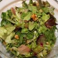 Groene salade met walnootdressing