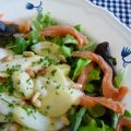 Salade met gewokte asperges en gerookte zalm