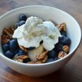 Fruit met noten en Griekse yoghurt