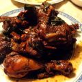 Chinese kip in sojasaus 'drie kopjes kip' . Een[...]