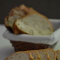 Brood met blauwe kaas, walnoten, spekjes en[...]