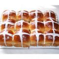 “Hot Cross” Broodjes