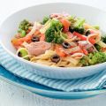 Tagliatelle en broccoli in tonijnsaus
