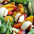 Lunch: Salade van rauwe spinazie, mozzarella,[...]