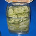 Zoetzure komkommersalade met dille
