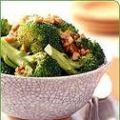 Broccoli met sesam en walnoot