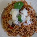 Spaghetti puttanesca op wijze van Jamie Oliver
