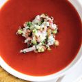 Gazpacho met een garnalentorentje