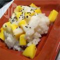 Zoete Thaise kleefrijst met mango (Khao Neeo[...]