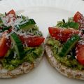 Rijstwafels met avocado
