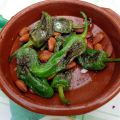Pimientos de Padrón met gebakken Amandelen