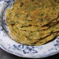 Gujarati thepla (Indiaas platbrood met kruiden[...]