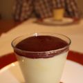 Mangopudding met bosvruchtensaus