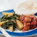 Roti met kerrie-kip en sperziebonen