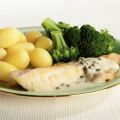 Roodbaarsfilet met romige wijnsaus