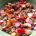 Rijk gevulde quinoa salade