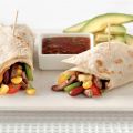 Wraps met chili-peterseliedip