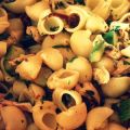 Pasta met courgette en zongedroogde tomaten