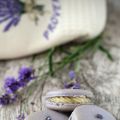 Lavendel macarons met witte chocolade