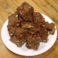 Cakeblokjes met fudge, zonder te bakken