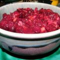 Cranberrysaus met stukjes walnoot