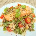 Zalm met quinoa en peultjes