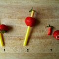 Handige tip om de kroontjes van aardbeien te[...]