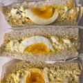 Tamago Sando met lachend ei