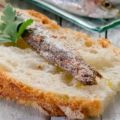 Salade met ciabattatoast en ansjovis