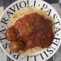 Spaghetti con Polpette al sugo Spaghetti met[...]
