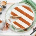 Vanille-kaneelcheesecake met dadel-notenbodem