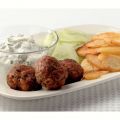 Griekse gehaktballen met yoghurtsaus