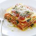 Open lasagne met pesto, pecorino en tomaat