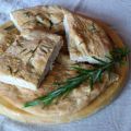 Focaccia met rozemarijn
