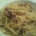 Spaghetti Carbonara met pancetta, slagroom en ei