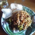 Thaise wokschotel met kip en broccoli
