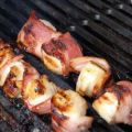Sint Jakobsschelp in bacon