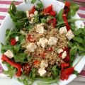 Quinoa (salade met hummusdressing)
