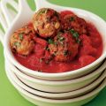 Kruidige kipballetjes in tomatensaus