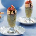 AvocadocrÃ¨me met zalmblokjes en rivierkreeftjes