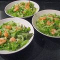 Frisée salade met garnalen en mosterddressing
