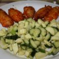 Kipvleugeltjes met een salade van bleekselderij[...]