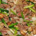 Chau Ngau Yuk: Rundvlees met paddenstoelen en[...]