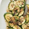 Gebakken courgette met munt en chilipeper