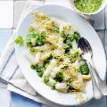 Gestoomde witte asperges met kruidendressing