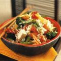 Gebakken rijst met tahoe en groenten